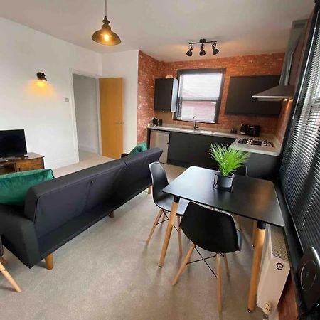 1 Bed Flat With Parking Near Town Centre Apartment Emsworth Ngoại thất bức ảnh