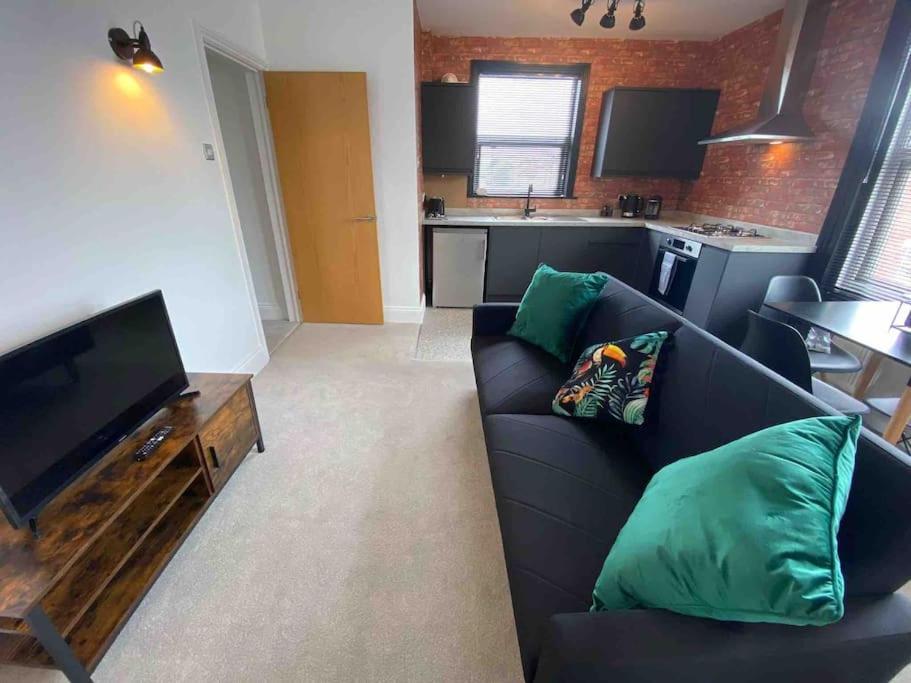 1 Bed Flat With Parking Near Town Centre Apartment Emsworth Ngoại thất bức ảnh